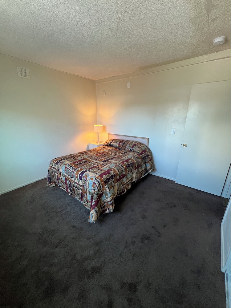 York Motel