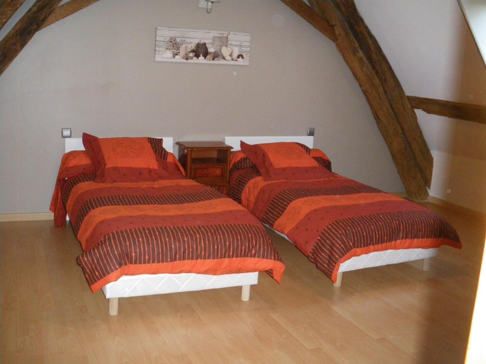 Photo 33