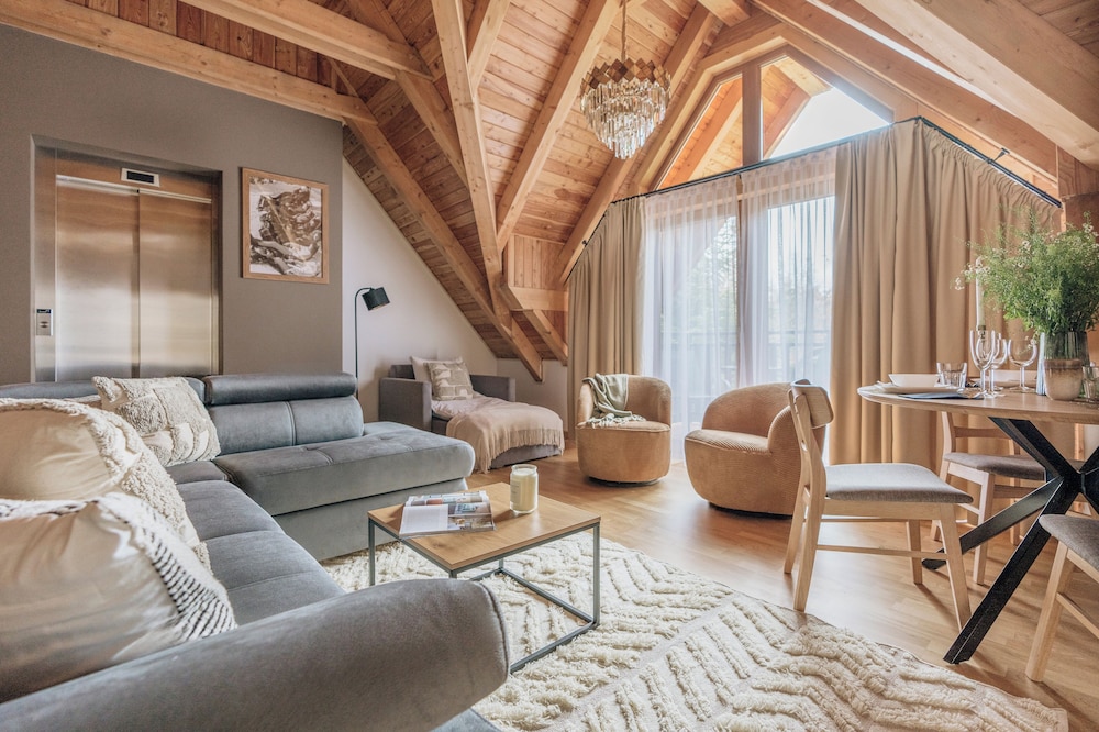 Apres Ski Bachleda LoftAffair Collection