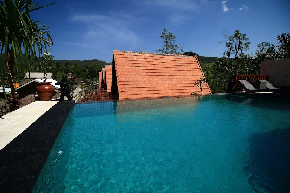Yoki's Bungalows