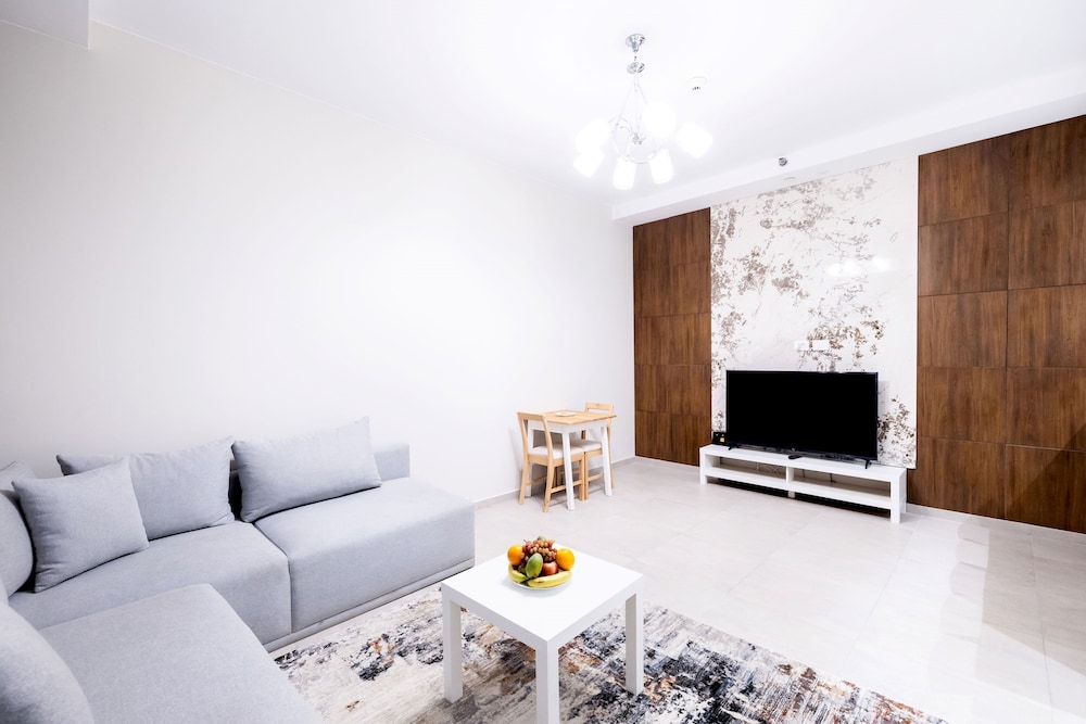 Vesta - Luxury Studio - Aeon Tower