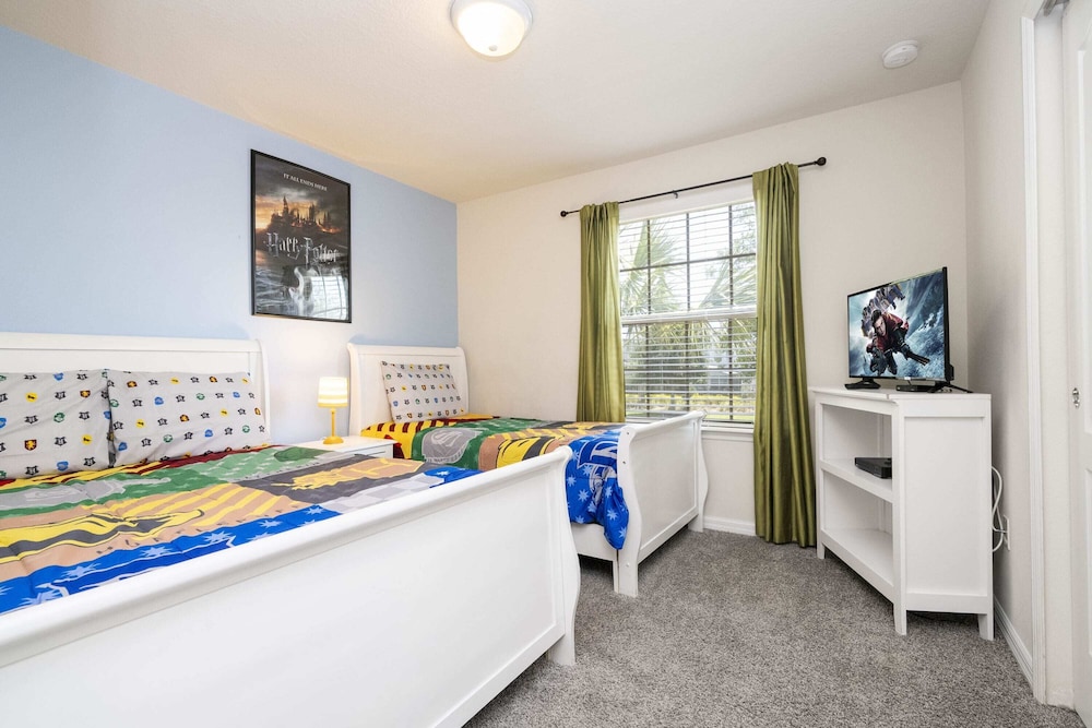 Stunning 5 Bd w/ Pool Close to Disney @ Windsor Westside 2015