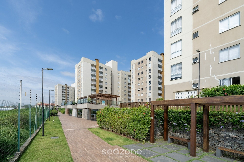 VAC - Beachfront Condo in Itajuba Beach