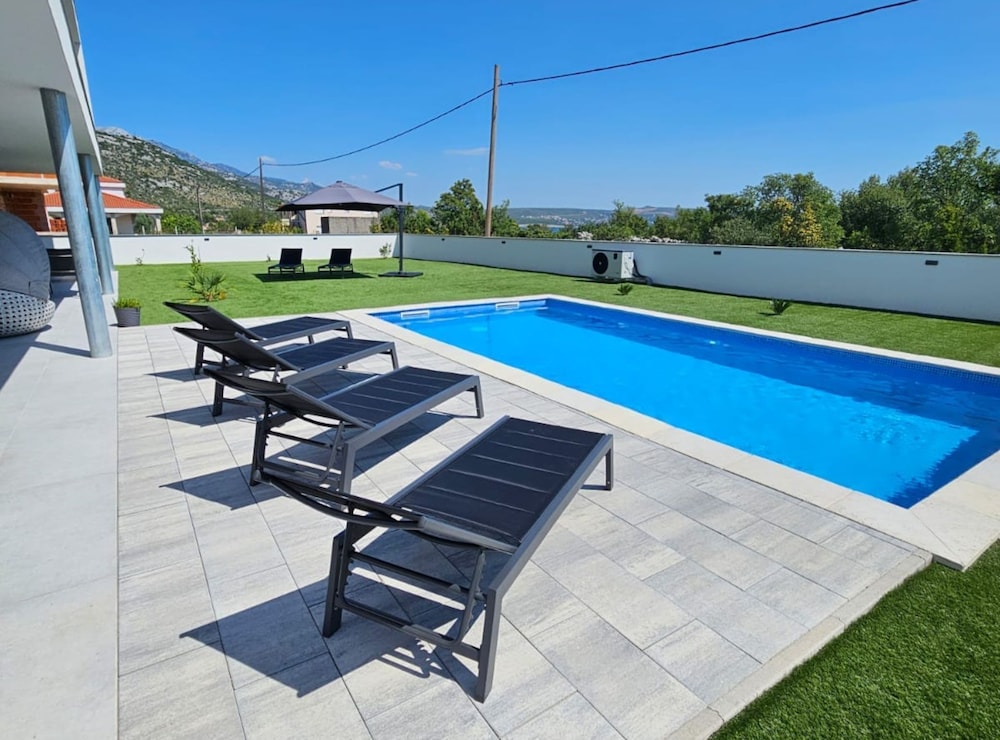 Lux Holiday Home Slatki