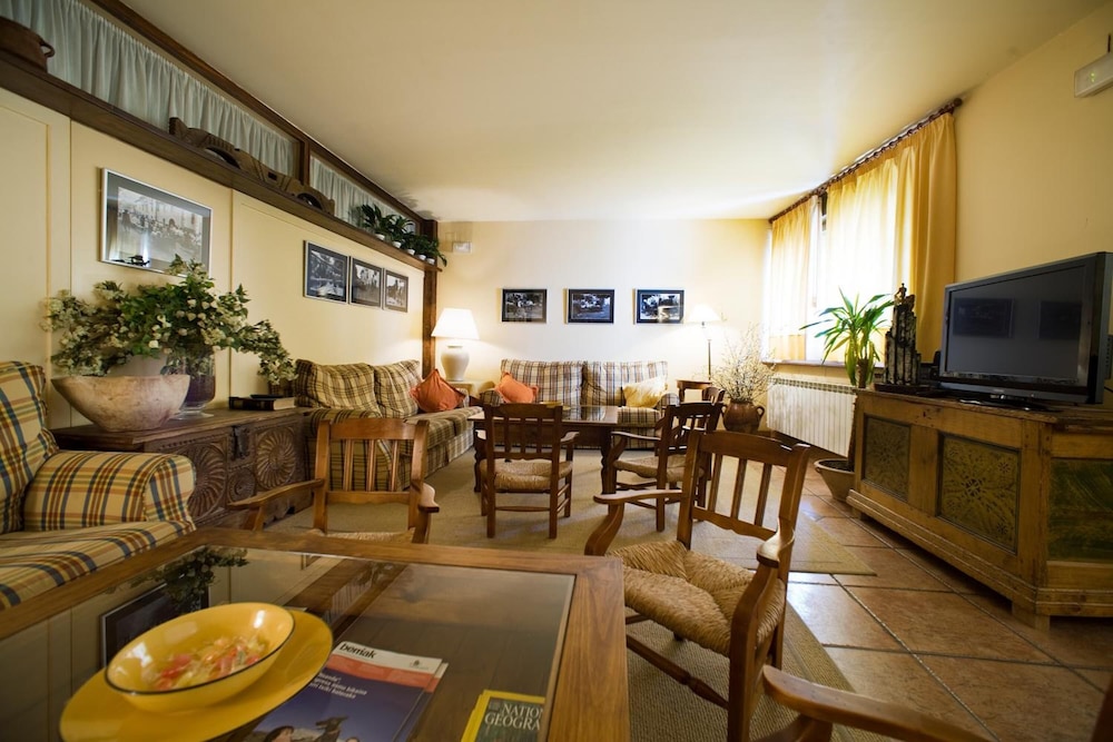 lounge