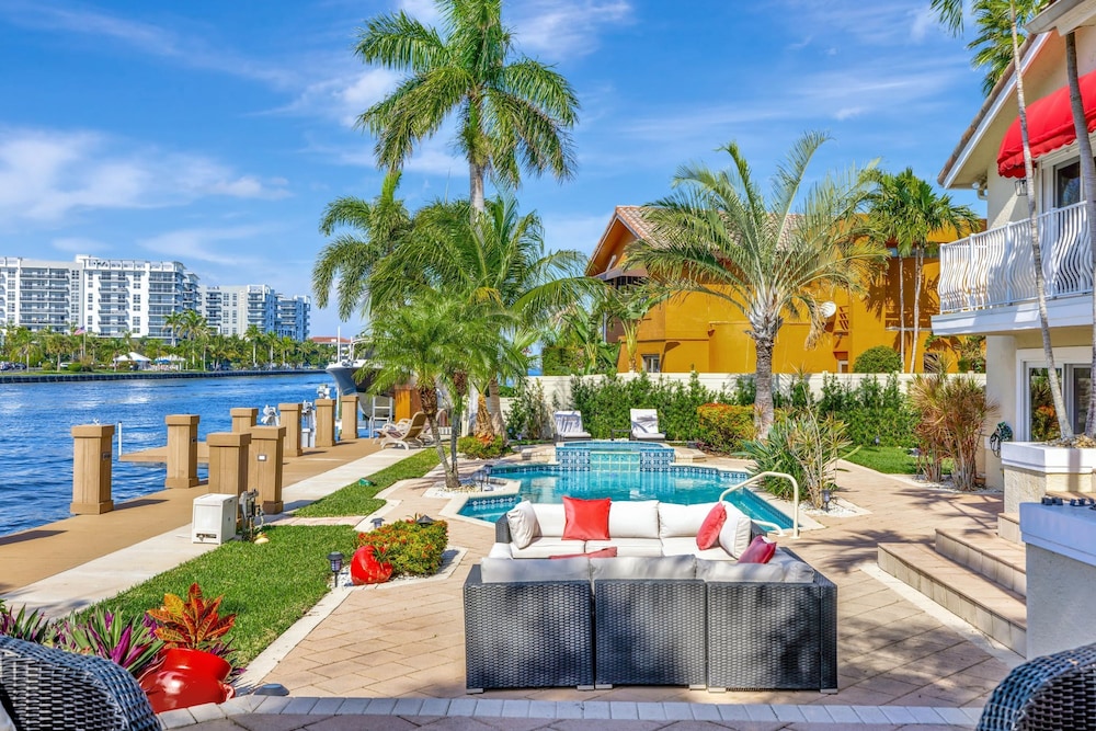 Serenity Villa in Pompano Beach