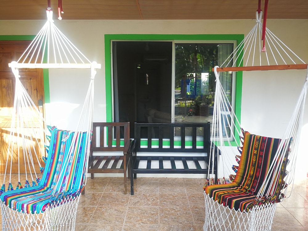 Costa Azul Lodge