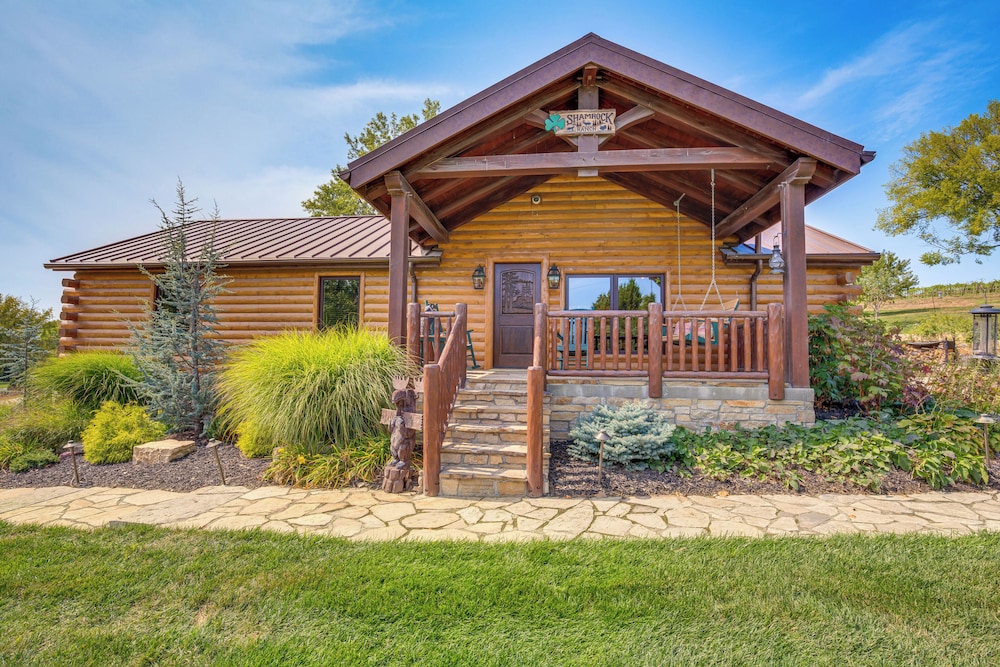 Stay & Sip: Group Ranch at Shamrock Hills Vineyard