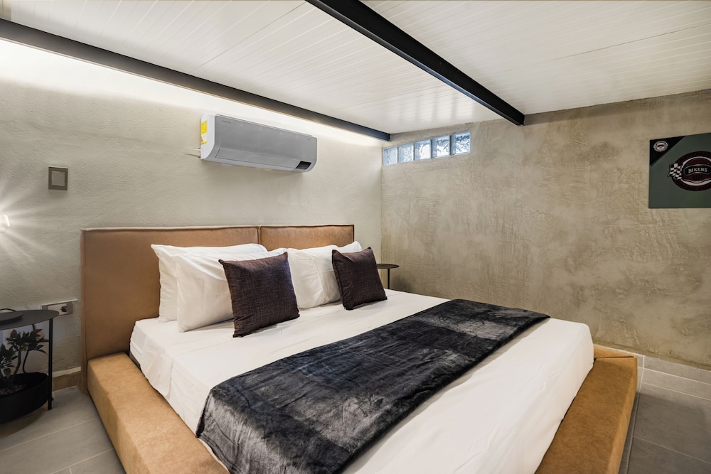 Apartamentos La Joaquina by HOUSY HOST