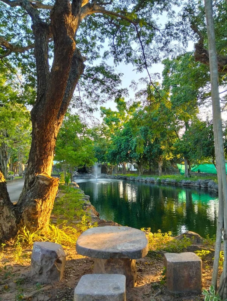 Varaya Resort
