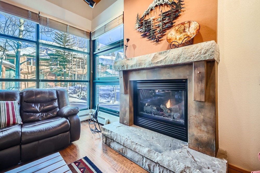 8712 Ski Tip Townhomes 3 Bedroom Townhouse