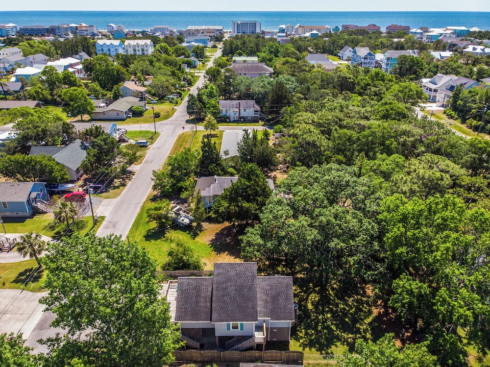 Just Beachy Spartanburg by Carolina Retreats