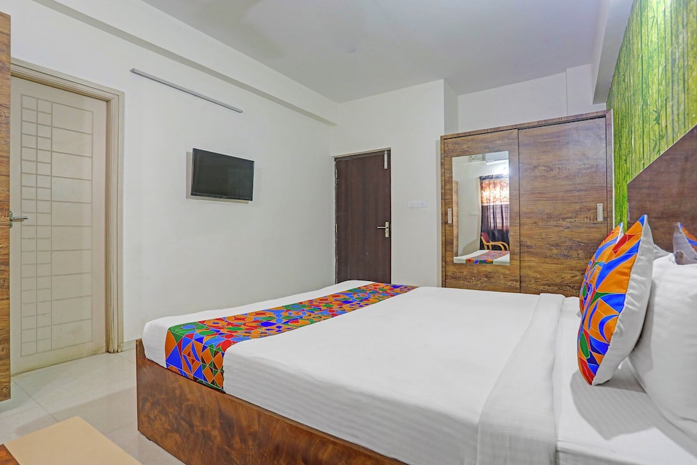 FabHotel Balaji Luxury - Near Jakkur Cross, Manyata Tech Park