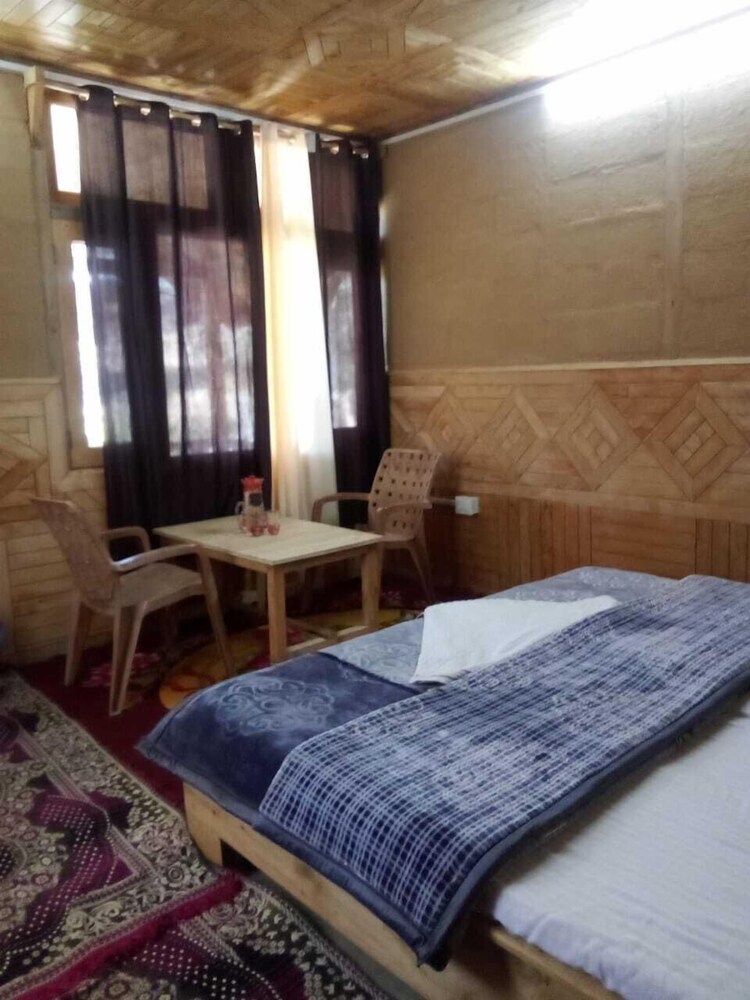 The Great Himalayan Hikes Homestay