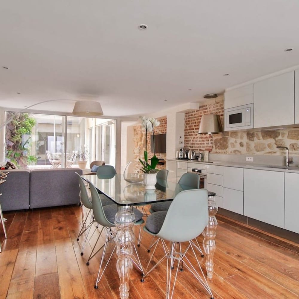 Jardin Priv Gorgeous 3 Bed House in Le Marais