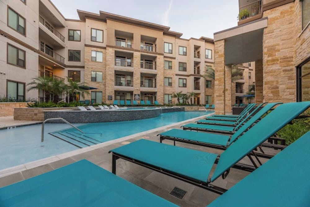 Spacious 2BR Condo at 7 Seventy