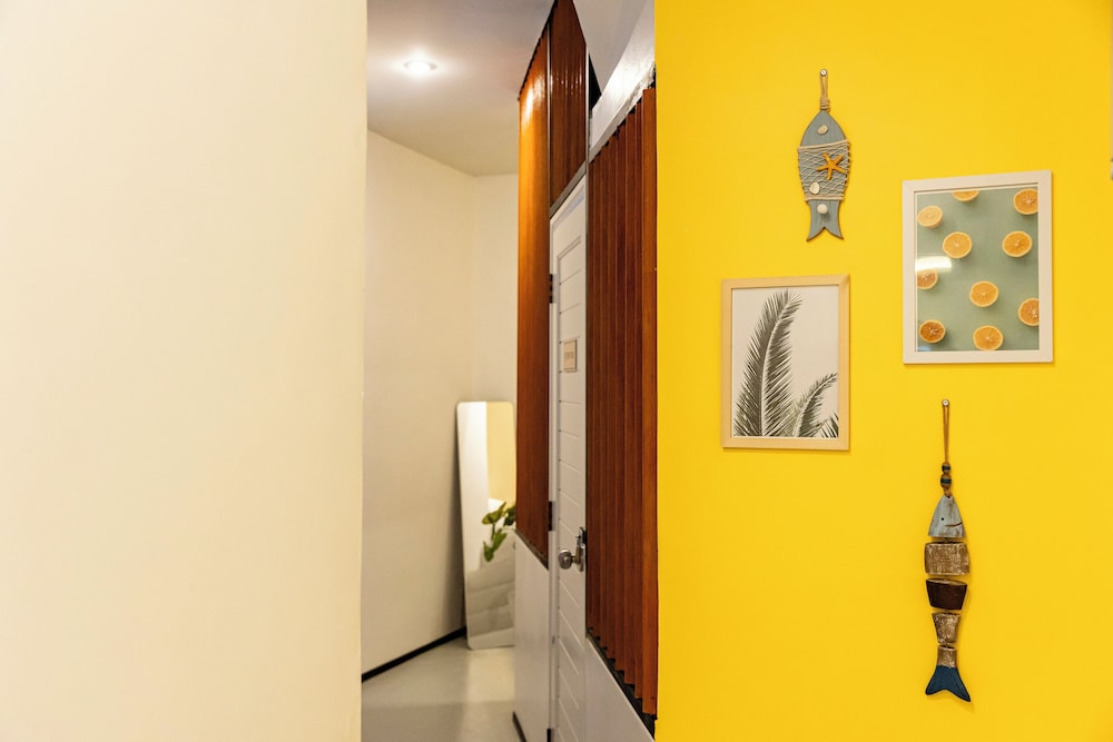 Sweett Lemon Hostel