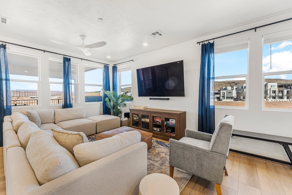 Azure Sands 3 Bedroom Condo