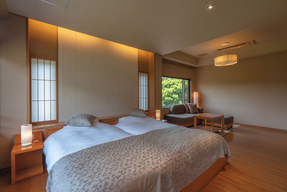Narashino no sato Gyokusui -6 years or older-
