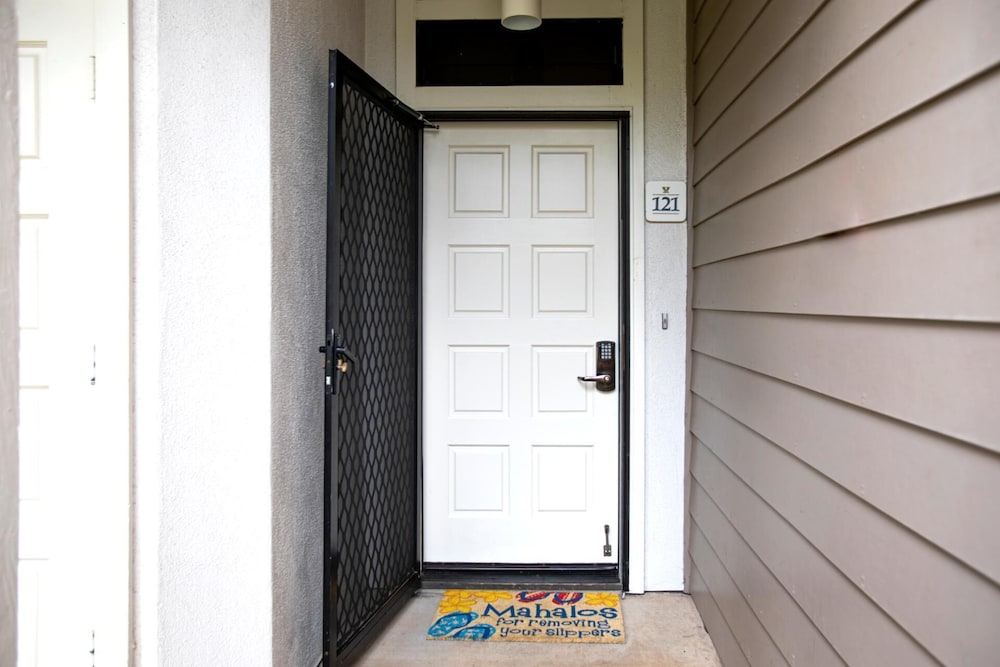 Grand Champions 2 Free Rental Cars KBM Resorts Extra Large Corner Suite 2 Units, 2 Bedrooms Ml-1493