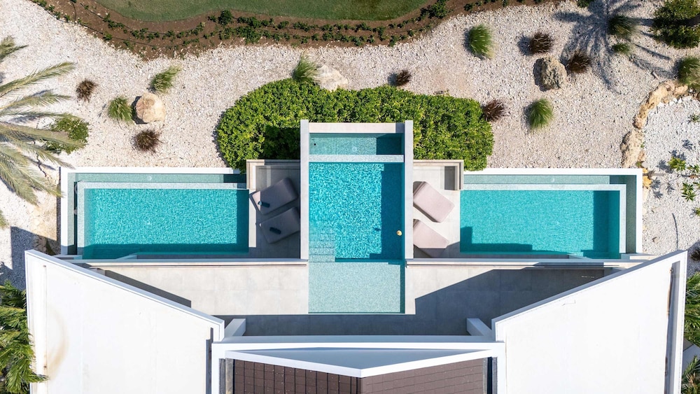 Cielo Azul Luxury Living The Cape at Blue Bay