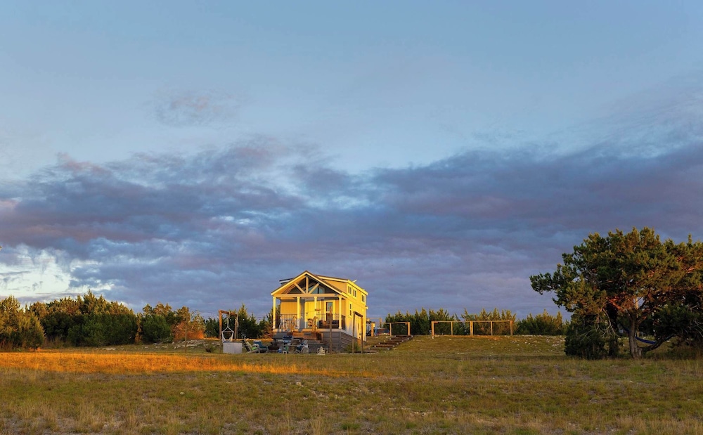 Monte Mahala, Casa Vega