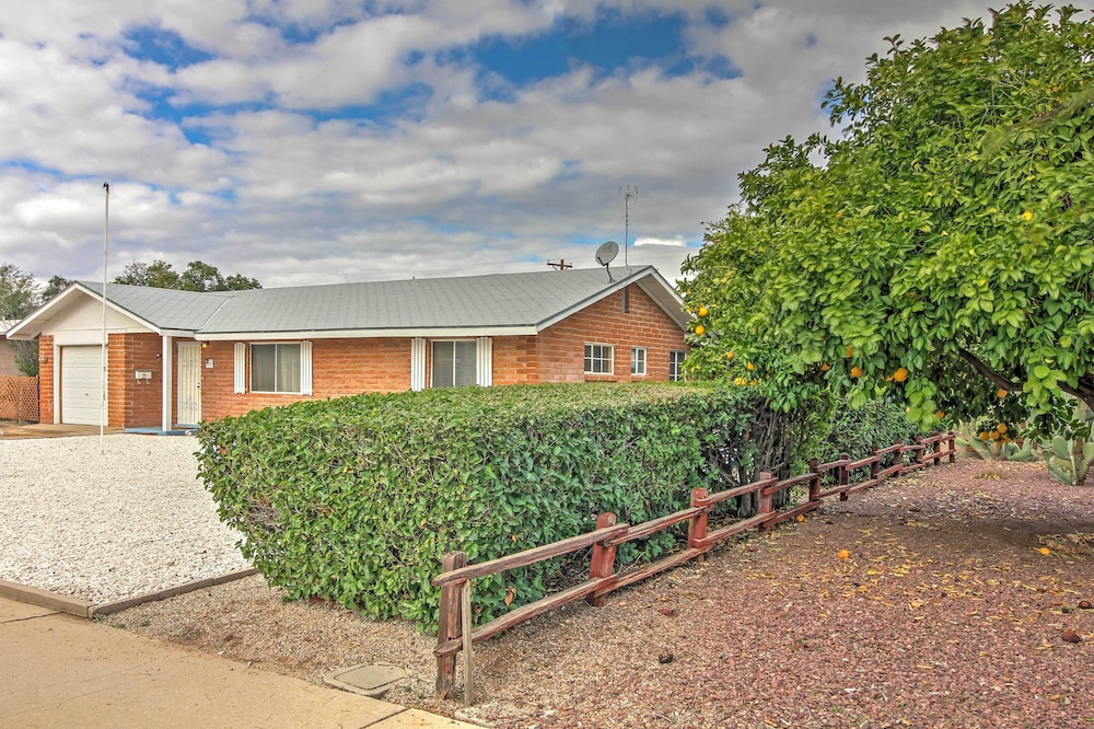 Cozy Tucson House w/ Patio & Catalina Mtn Views! view 2