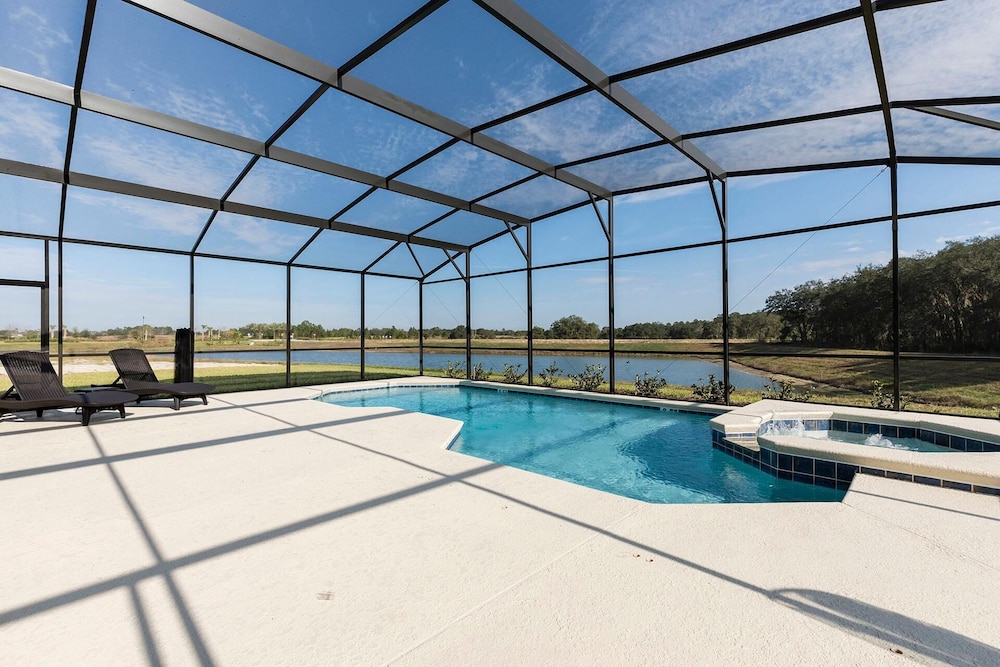 6132bod - Non Renting 9/1/22 Solterra Gated Resort - Image 2