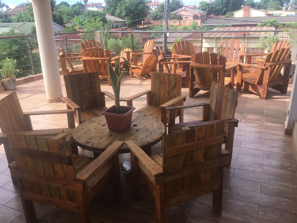 Valley View Lodge