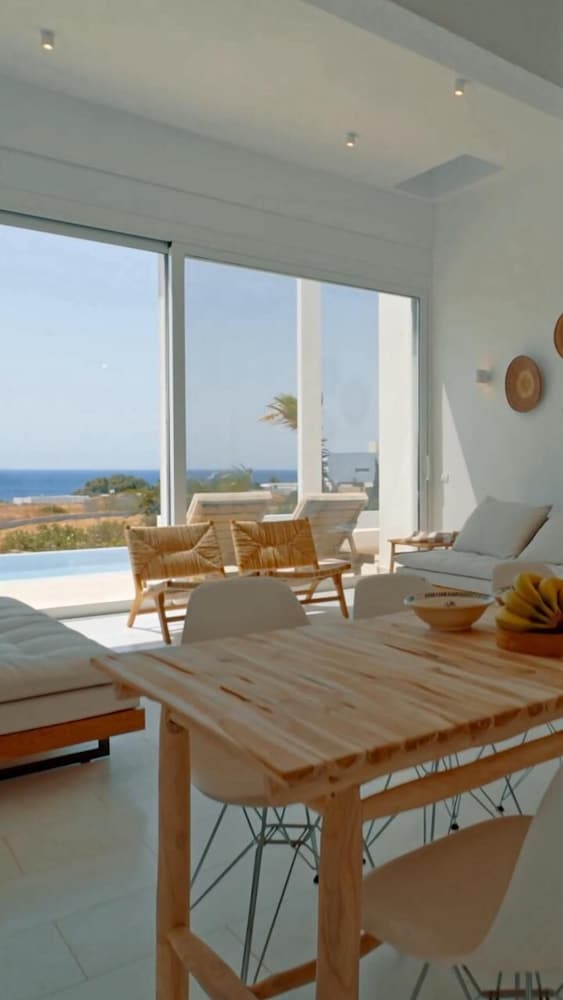 Seadream Villa