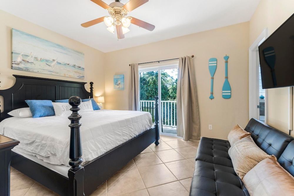 Laguna Breeze C