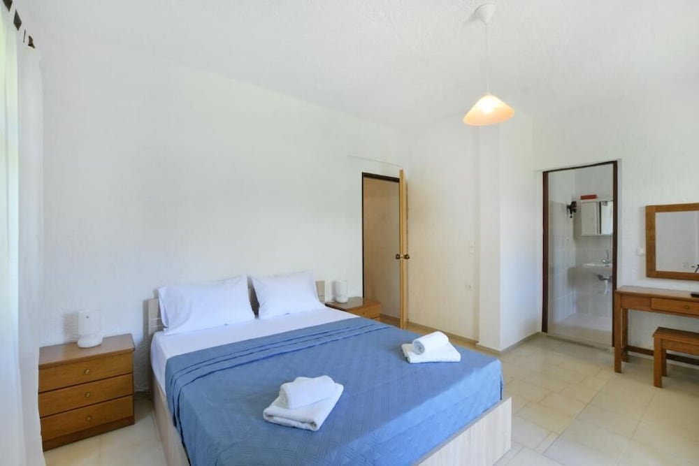 Galini Apartments photo 5