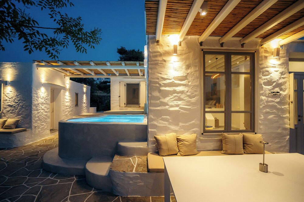 Rabagas Suites