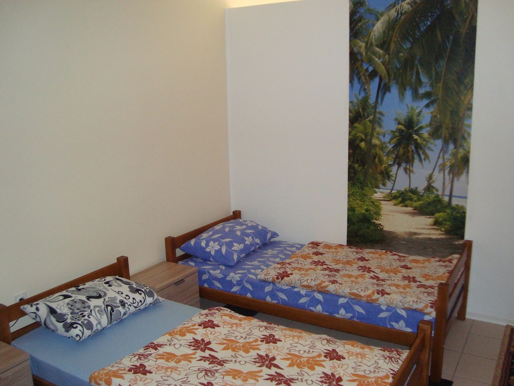 Apartments Boulevard view 4