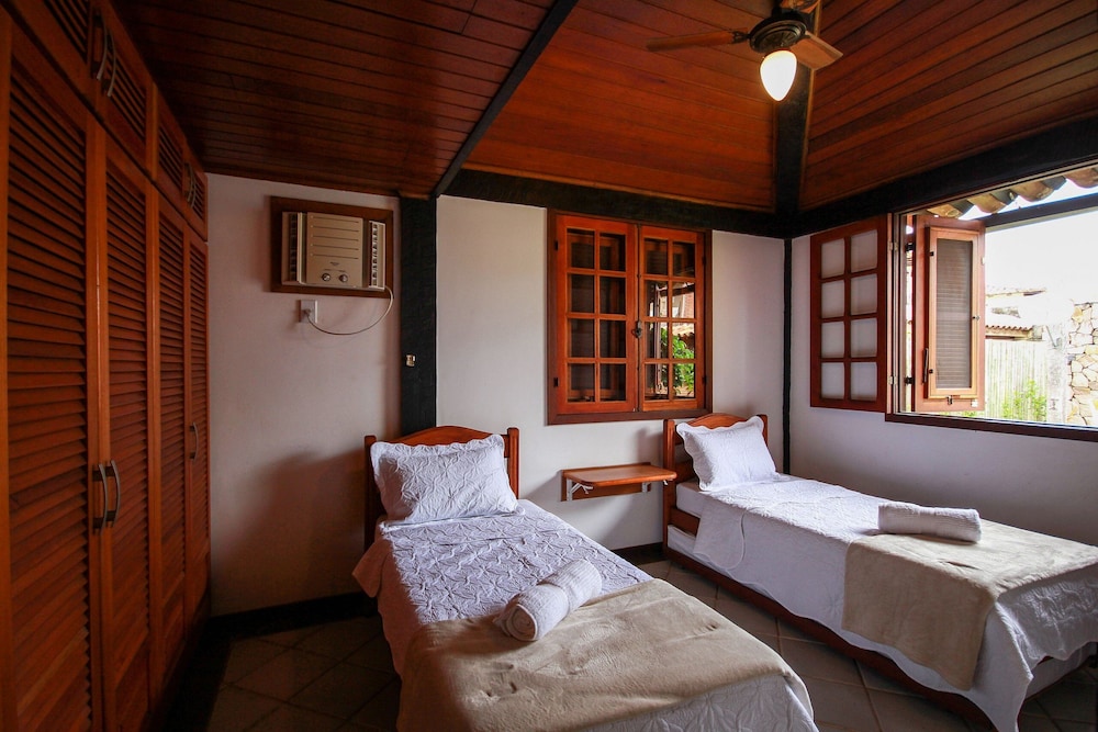 Bz46 Casa 150 metros da praia 5 suites