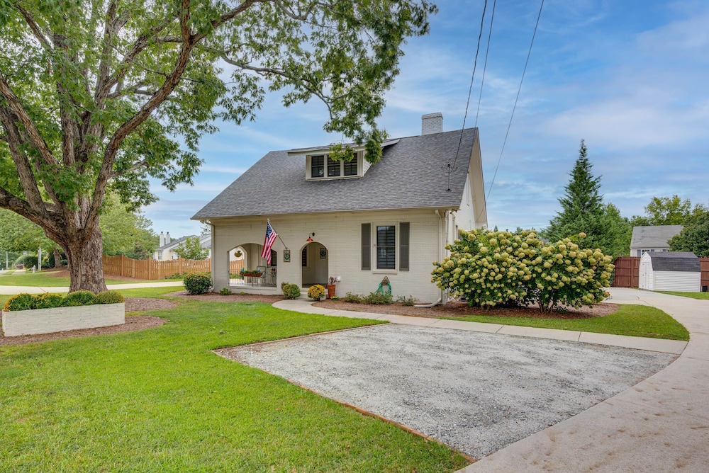 Cozy + Modern Norcross Hideaway w/ Covered Porches view 4