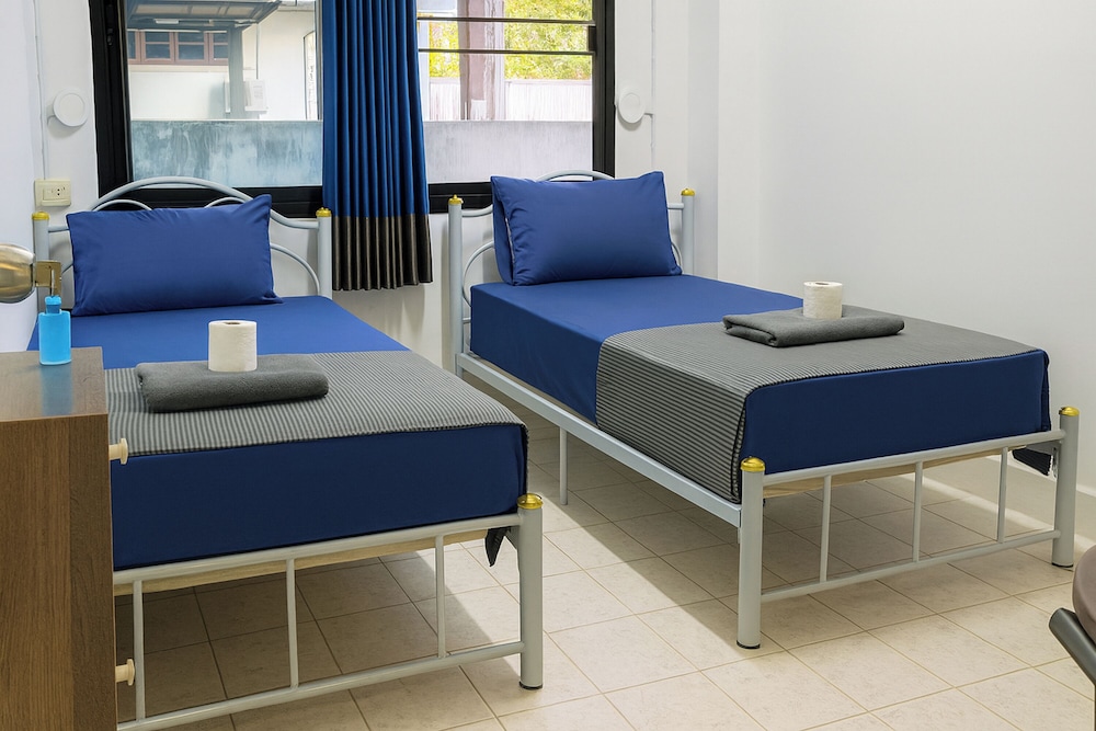 Satop Travelers Guesthouse