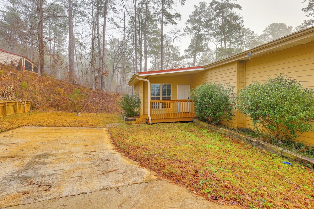 Oconee Lake House w/ Private Dock