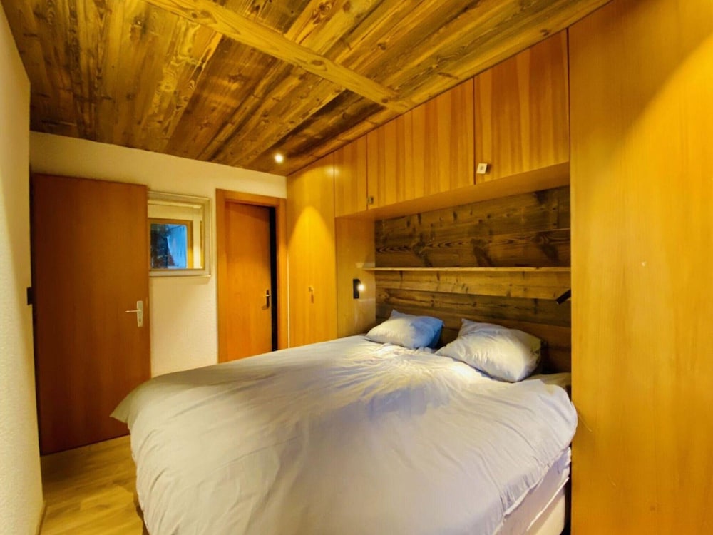 Graceful Apartment Amidst of Mountains