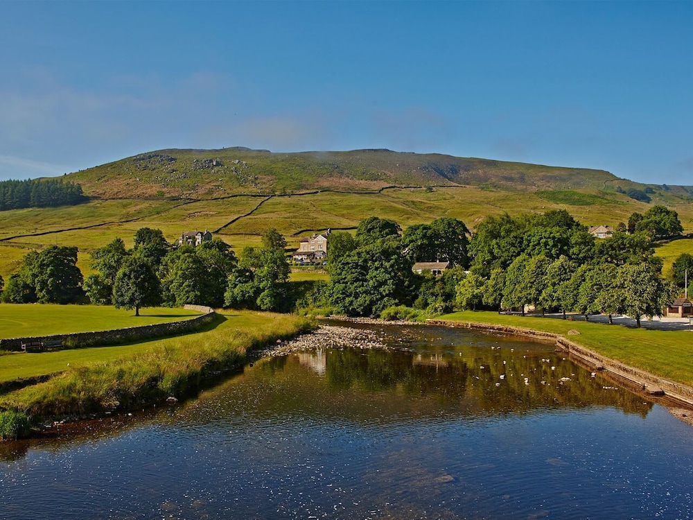The Fell Hotel