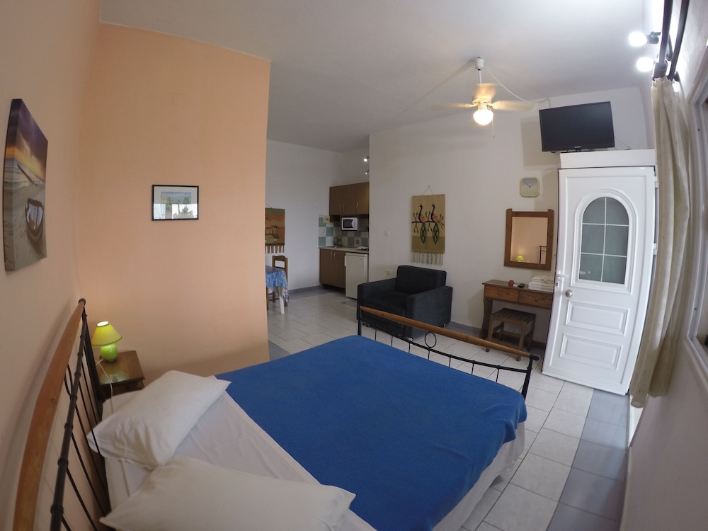 Andromaches Holiday Apartments view 4