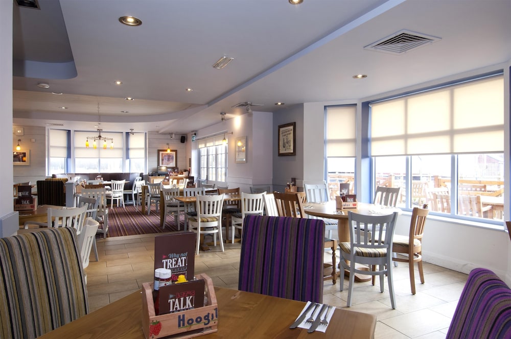 Premier Inn Burton On Trent Central, photo 30