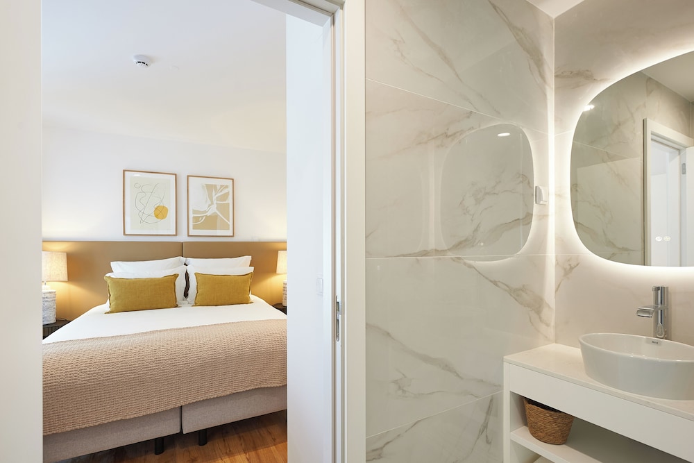 Borealis Lisbon Apartments - Bairro Alto.