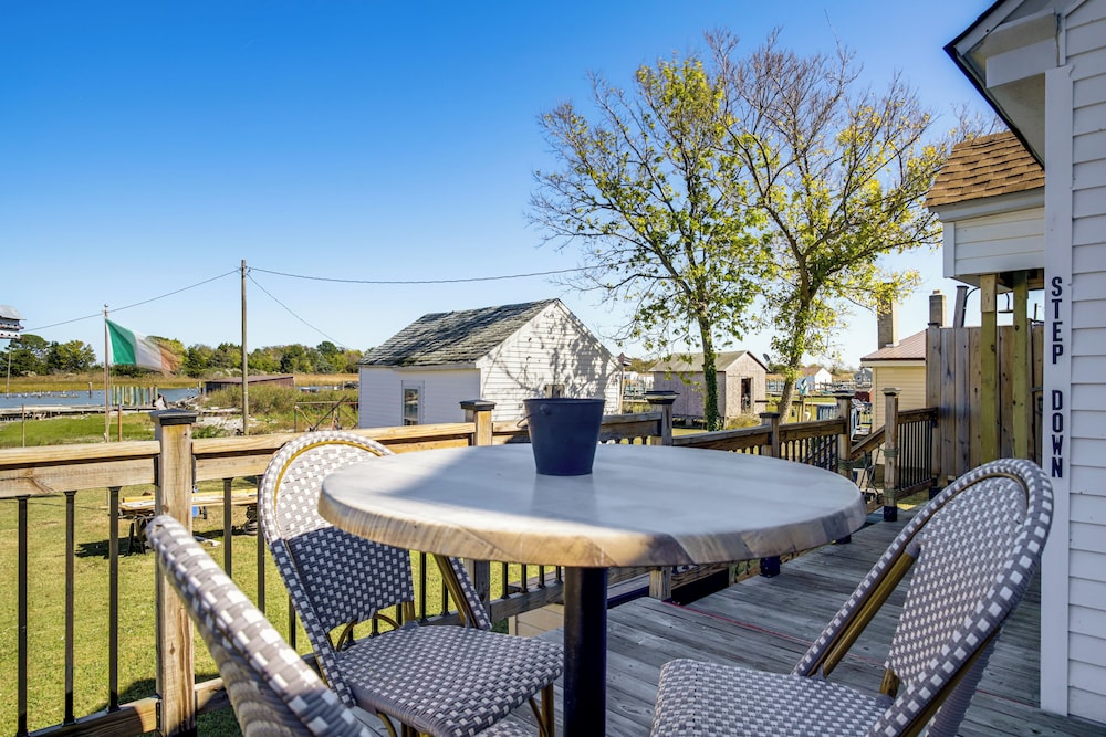 Fishing & Boating Retreat! Smith Island Cottage