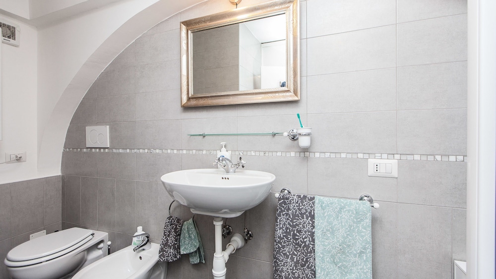 Rental In Rome Orsini Apartment