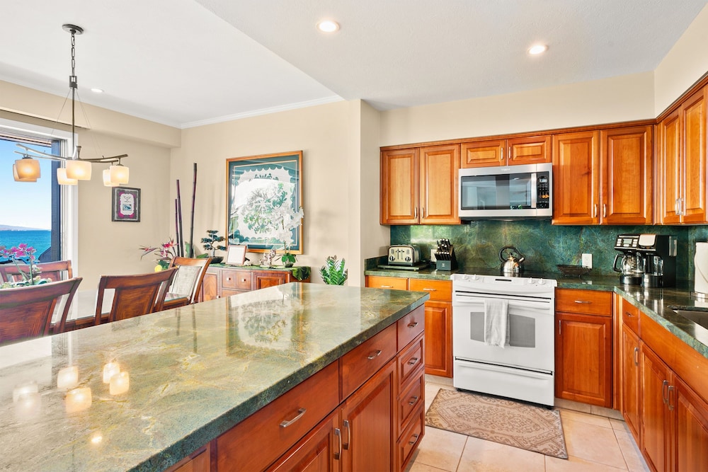 Makena Surf G-201 - Corner Unit With Amazing Views, Pools, Pickleball & Peloton