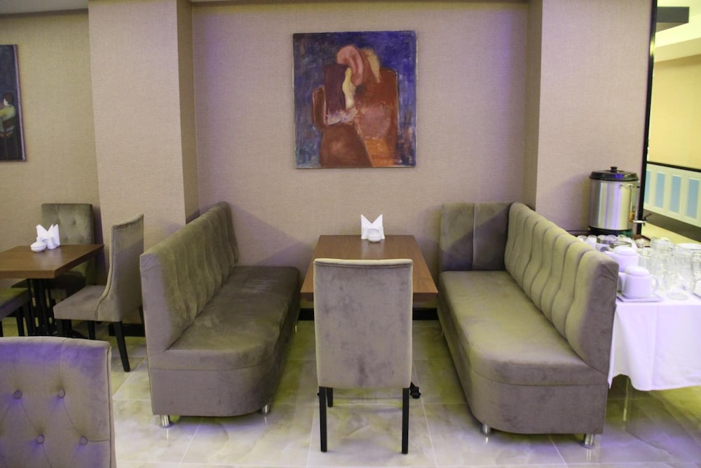 Airport Residence Kurtkoy - Image 41