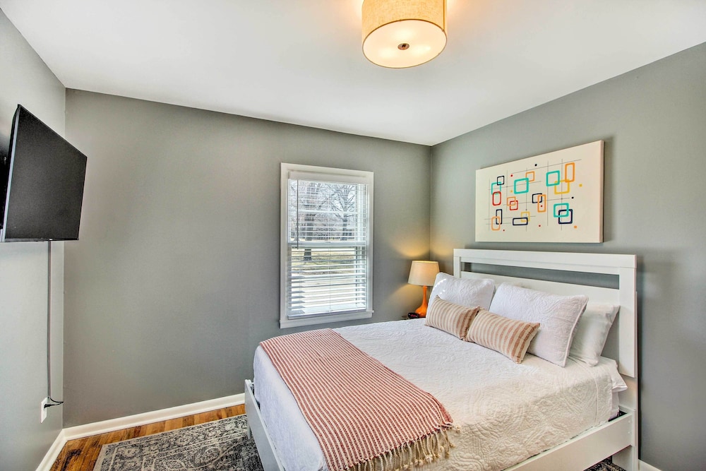 Emporia Vacations - Emporia Family Home Near Downtown: Game Room! - Property Image 14