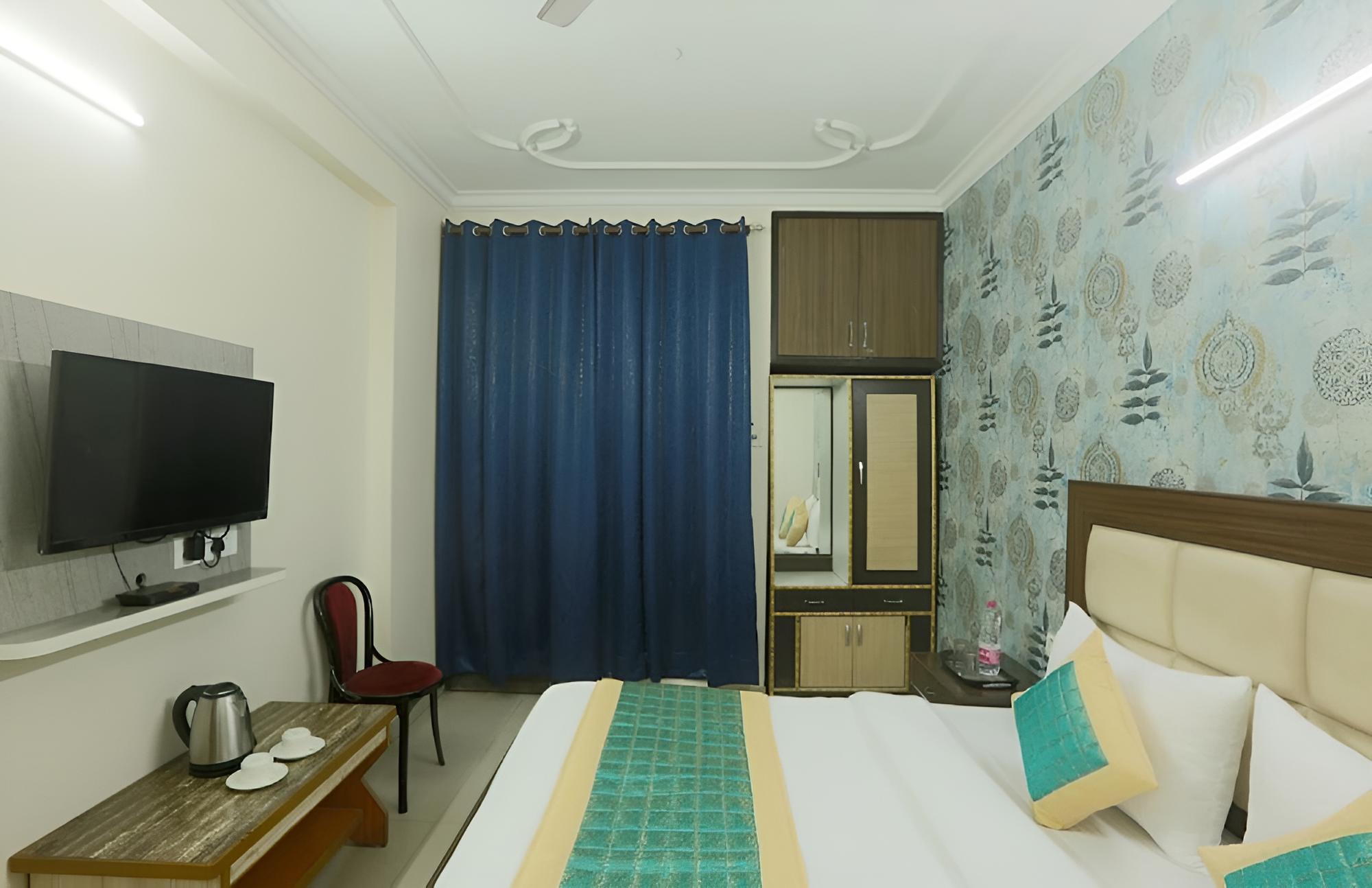 Airport Hotel Mayank Residency