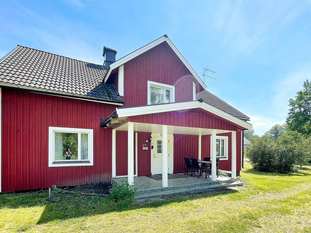 7 Person Holiday Home in Hogsby view 3